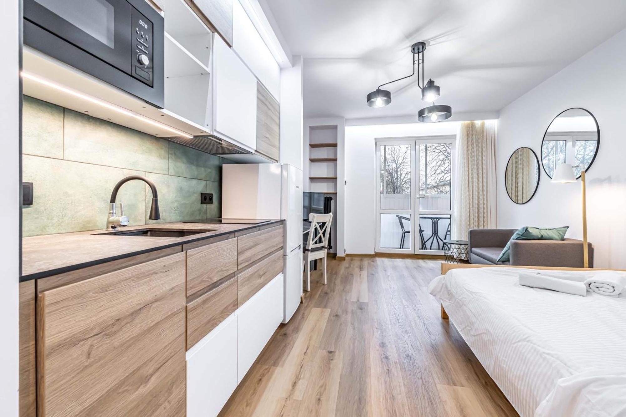 Butas Modern Close To The Metro *